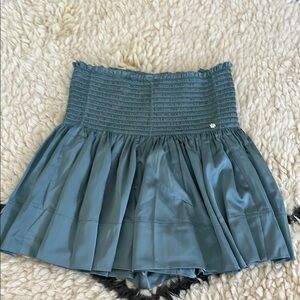 Elegant Green Pleated Skirt